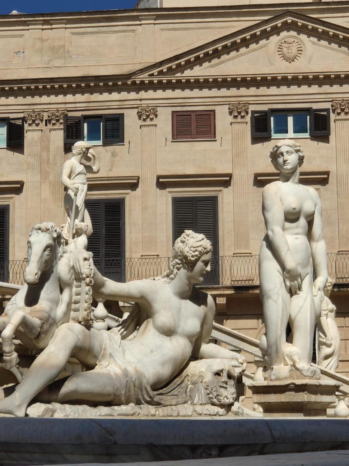 Piccola Suite E Dimora Del Teatro Massimo Палермо Экстерьер фото